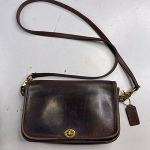 👜Coach Penny pocket vintage brown turnlock crossbody Leather Bag
